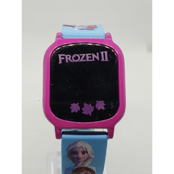 Disney Frozen II digital watchFZN4525KL. Elsa, Anna and Olaf on band
